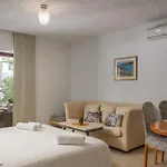 Hablando Apartament Pridraga
