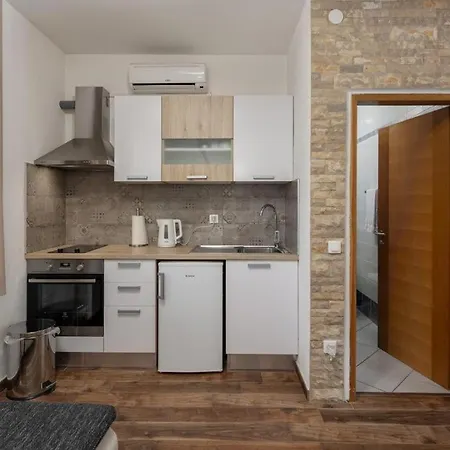 Hablando Apartman Pridraga