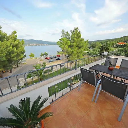 아파트 Hablando *